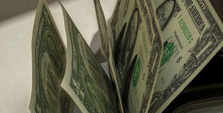 El dólar volvió a moverse: a cuánto cotiza este 27 de febrero