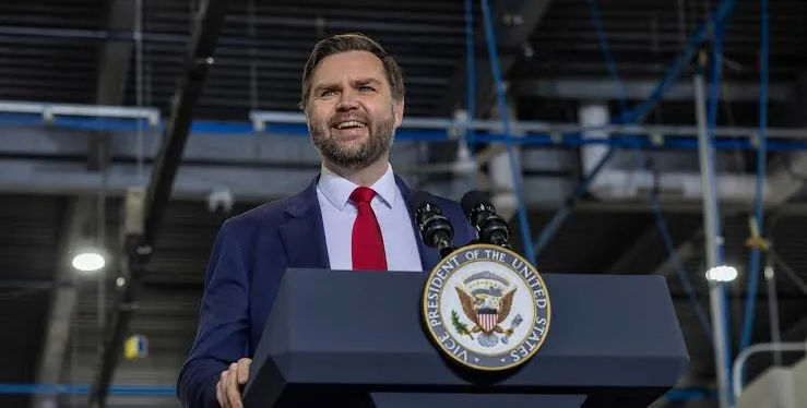 Vance descarta una guerra larga con Irán y pone un límite a la acción militar