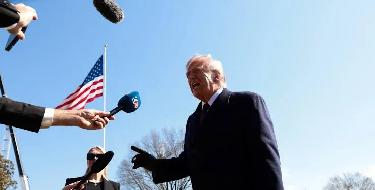 Trump habló de una “toma amistosa” de Cuba y confirmó negociaciones