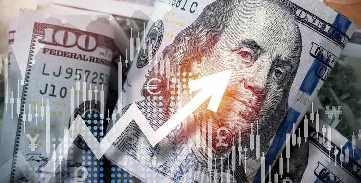 El dólar blue se recalienta y la brecha con el oficial cae a mínimos