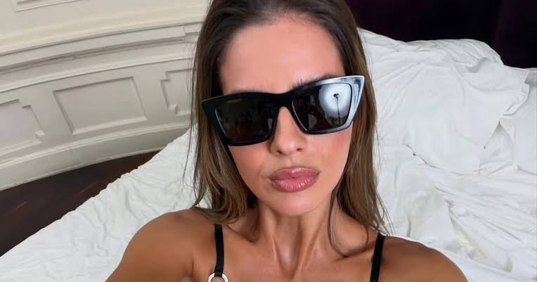 Lo que mostró la China Suárez en el backstage de su campaña de lencería