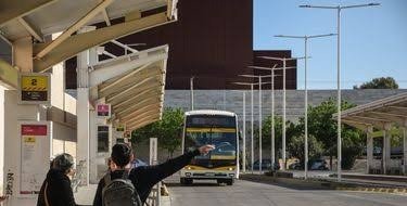 Murió un motociclista tras ser atropellado por un colectivo en Capital
