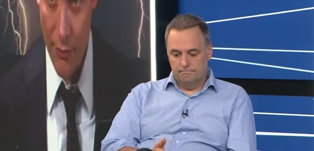 Adorni admitió que metió la pata con su esposa pero dice que hay una operación en su contra