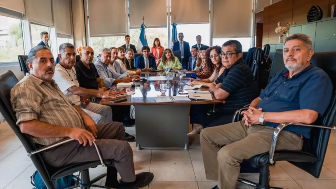 Final inesperado en la paritaria docente: todos los gremios rechazaron la oferta del Gobierno de San Juan