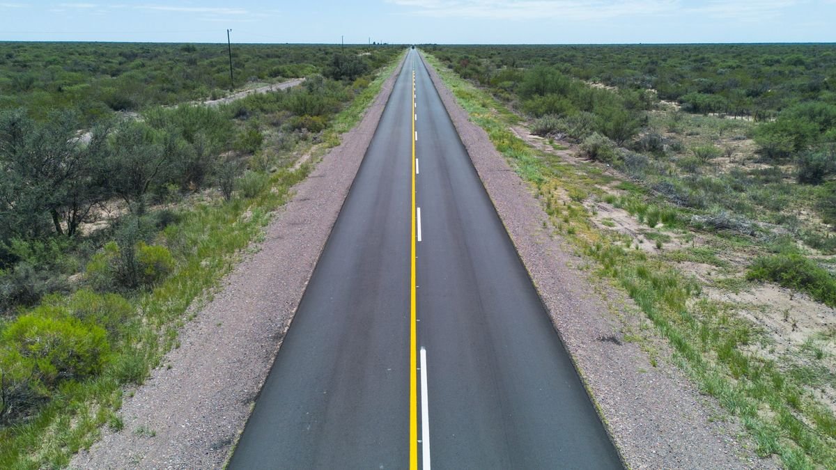 Cornejo acelera las obras de rutas con el Fondo Resarcimiento: inaugura la primera en mayo y estrena el primer peaje provincial