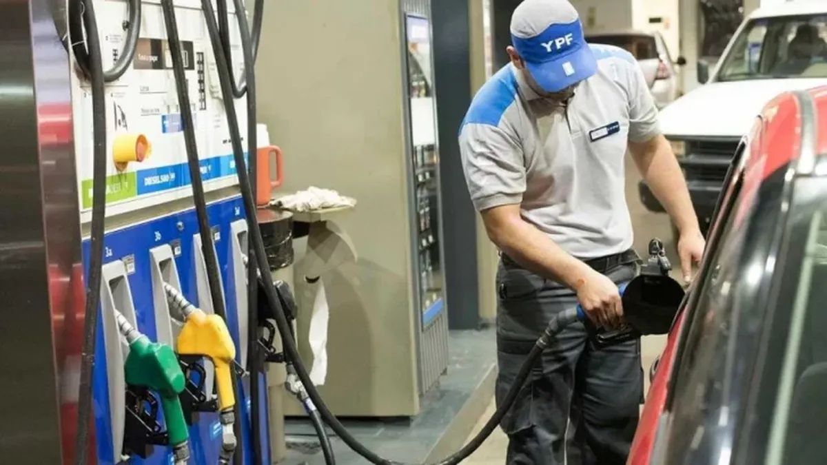 Los combustibles en San Juan ya rozan los $2.200 el litro: el cuarto aumento en diez días y sin freno a la vista