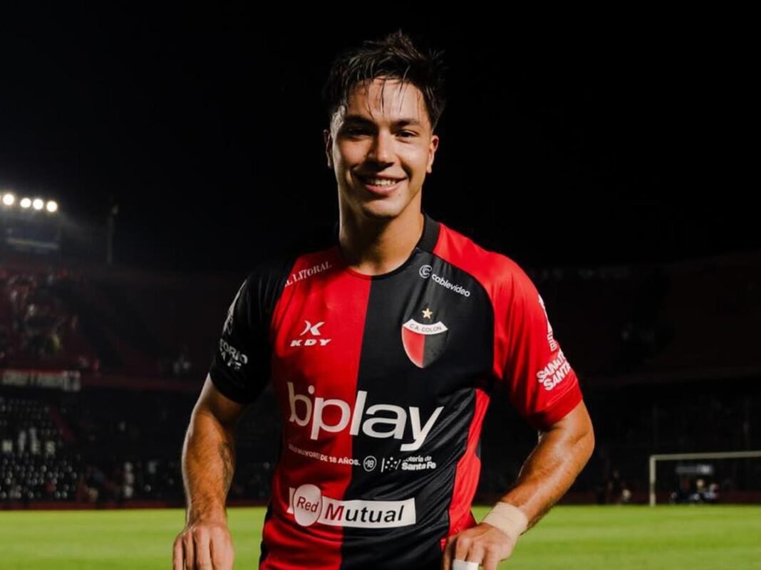 Histórico en el fútbol argentino: Nacho Lago presentó a su novio y se convirtió en el primer futbolista profesional en hacer pública su homosexualidad