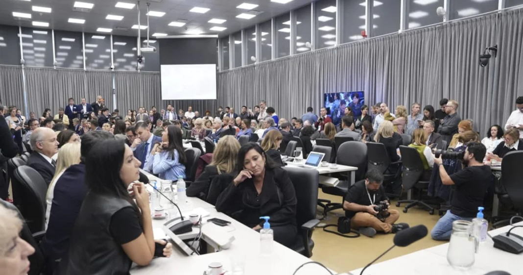 El oficialismo consiguió dictamen de mayoría y este miércoles se vota la reforma de la Ley de Glaciares en Diputados