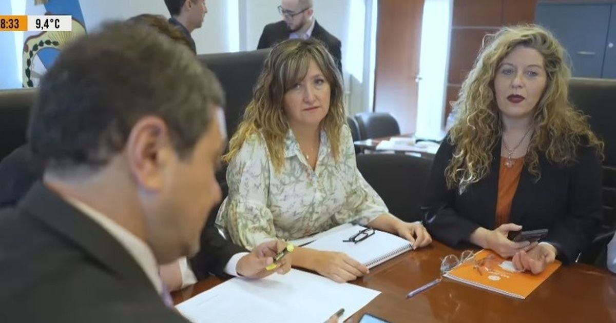 Paritaria docente en San Juan: gremios y Gobierno regresan a la mesa de negociaciones tras el paro