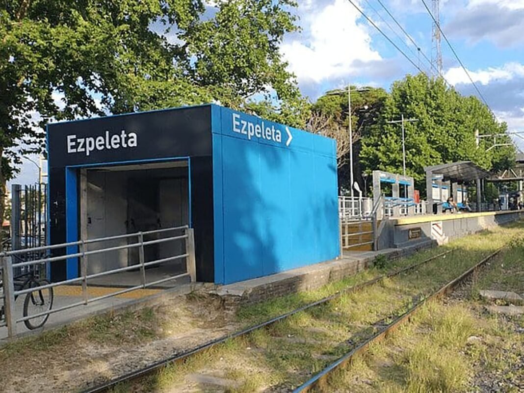 El caso que sacudió al país: una adolescente usó ChatGPT para dar a luz y luego dejó a su bebé abandonada