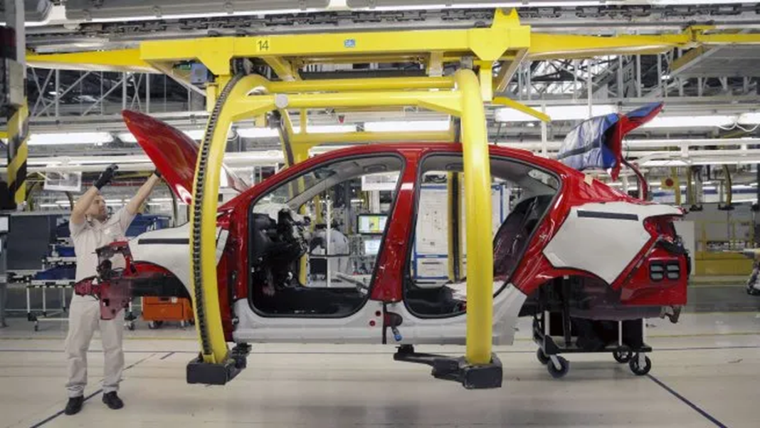 Llegaron los autos chinos y ahora van más lejos: planean fabricarlos en Argentina con millones de dólares