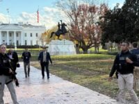 Tiroteo en la Casa Blanca: un muerto y Trump adentro