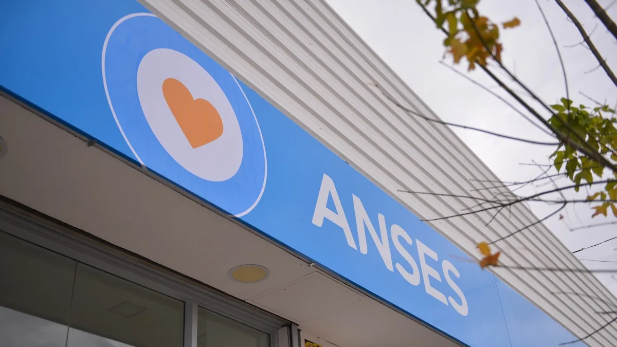 ANSES paga hoy: quiénes cobran el 26 de mayo y cuánto