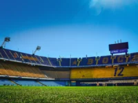 Riquelme quiere a Lorenzo en Boca, pero el Mundial complica los tiempos