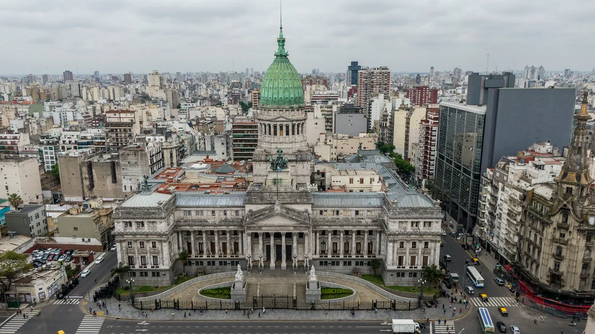 Adorni manda al Congreso el Súper RIGI, ludopatía, lobby y etiquetado