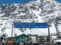 Chile denuncia condiciones «precarias y peligrosas» en la aduana argentina del Cristo Redentor