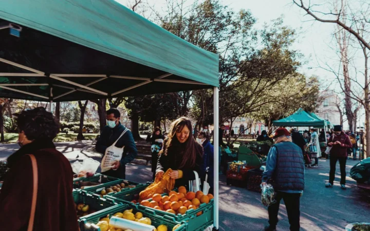 Feria Agroproductiva vuelve al Centro Cívico este miércoles con precios sin intermediarios