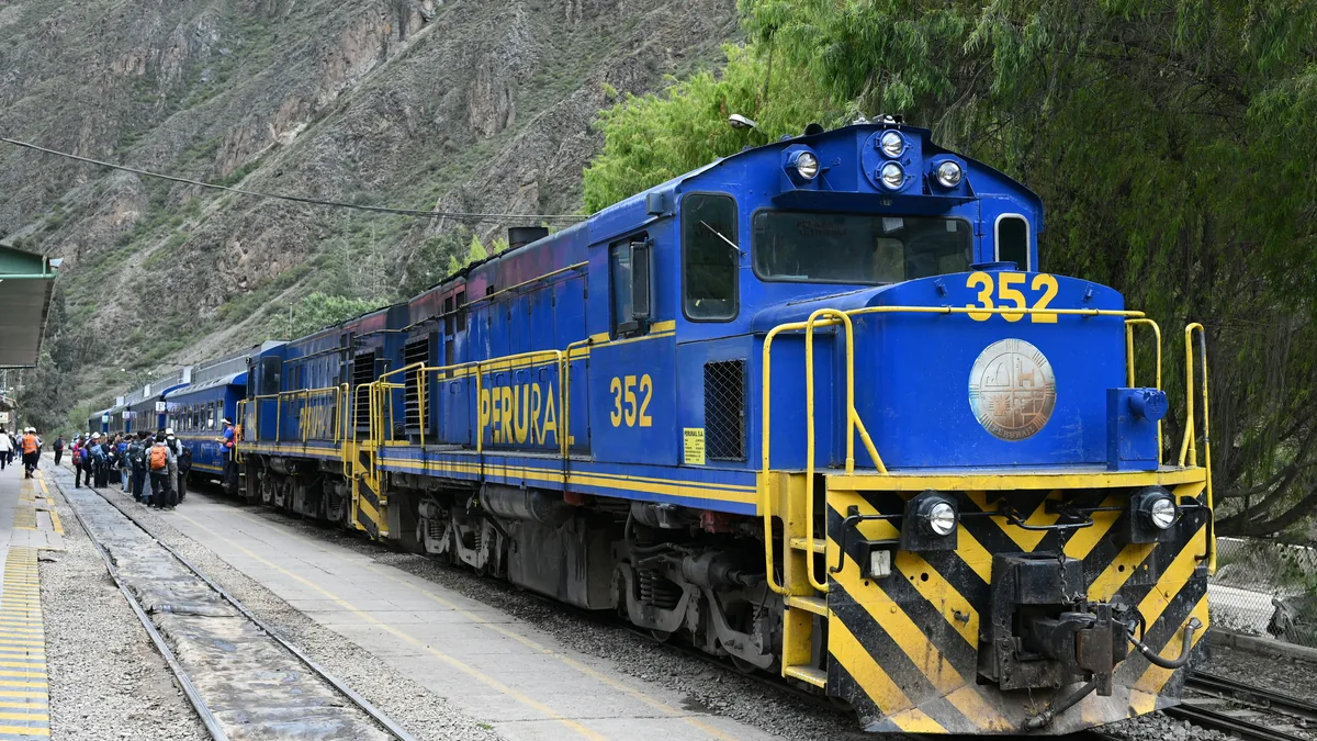Caos en el tren Roca: falla eléctrica en Constitución corta tres ramales