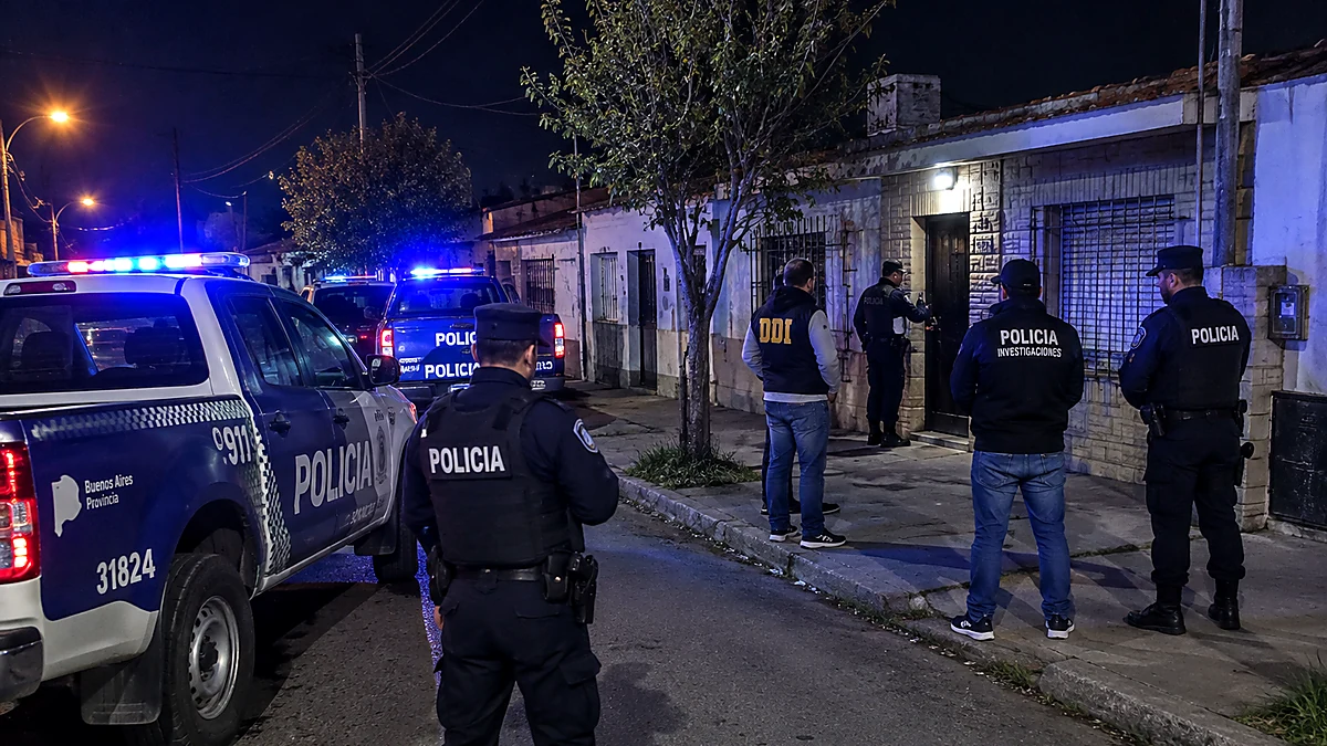 Lo atraparon en Marquesado III con una tumbera y plantas de marihuana
