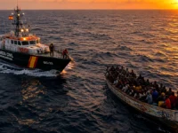 Un velero los vio perdidos en el Atlántico y así los rescataron