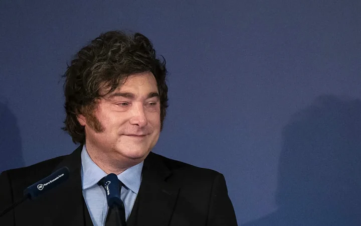 Milei va por la reelección 2027, esquiva la fórmula con Bullrich y llama «extorsión» al caso $LIBRA