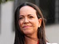 María Corina Machado volvió a Venezuela tras un año de exilio: «Estoy aquí»