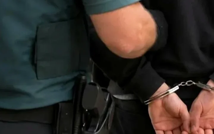 Huyó de la policía en Chimbas, atropelló a dos adolescentes y se entregó horas después
