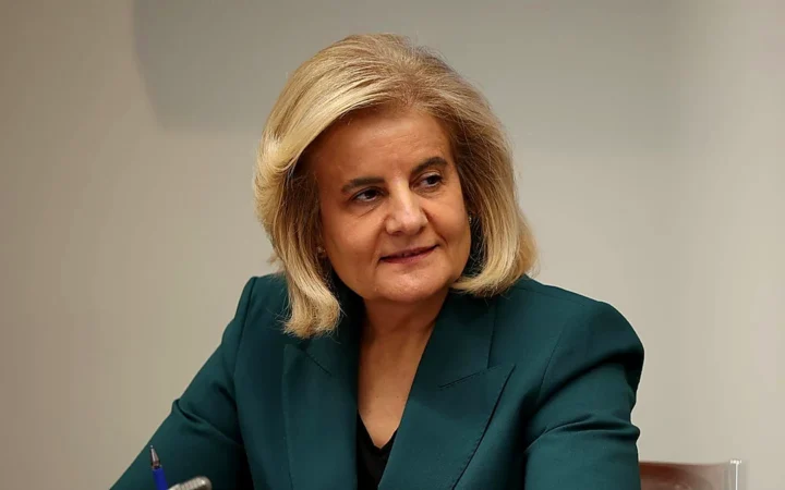 Qué se sabe de la exministra española desaparecida en el choque de trenes