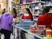 Los empleados de comercio de San Juan se endeudan para comer